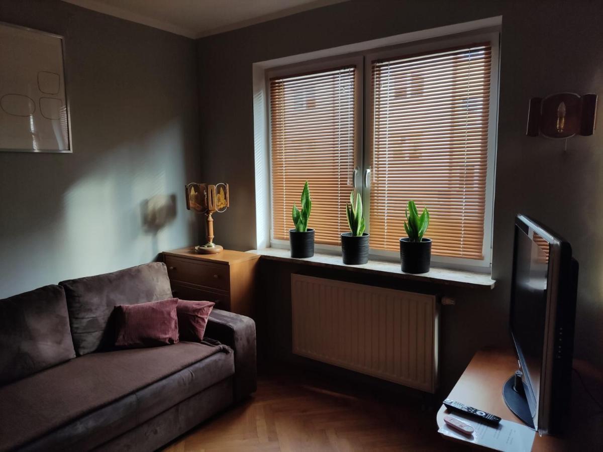 Classic Apartament Metro Kabaty Варшава Екстериор снимка