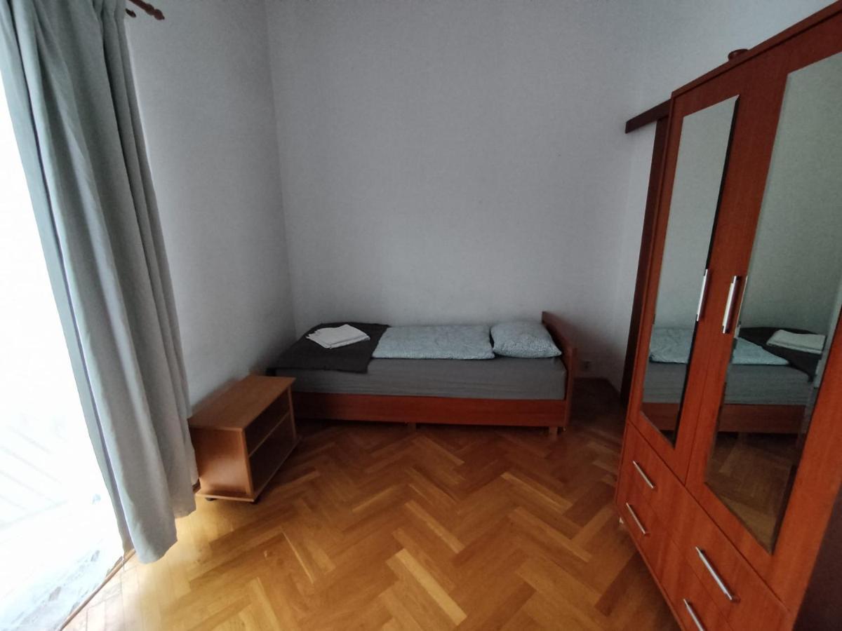 Classic Apartament Metro Kabaty Варшава Екстериор снимка