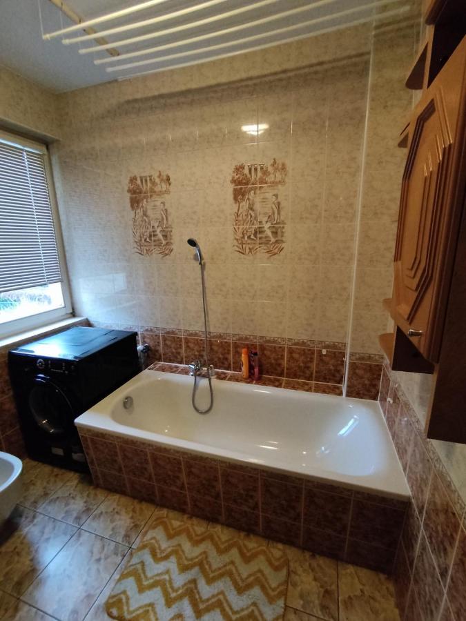 Classic Apartament Metro Kabaty Варшава Екстериор снимка